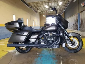 2020 HARLEY-DAVIDSON FL