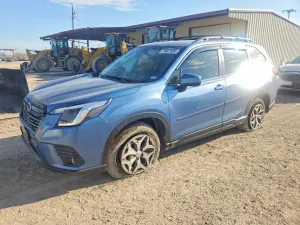 2022 SUBARU FORESTER