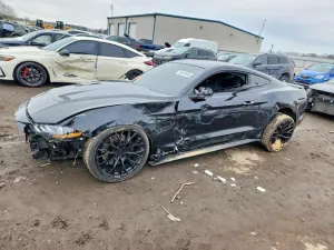 2022 FORD MUSTANG