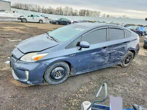 2015 TOYOTA PRIUS