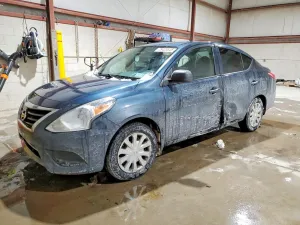 2015 NISSAN VERSA