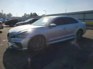 2017 VOLKSWAGEN PASSAT