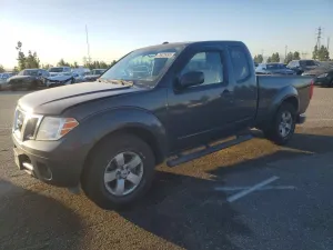 2013 NISSAN FRONTIER