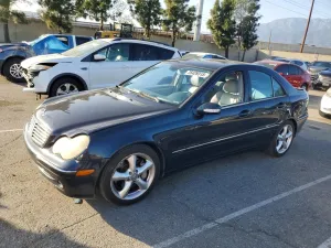 2004 MERCEDES-BENZ C-CLASS