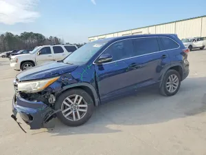2016 TOYOTA HIGHLANDER