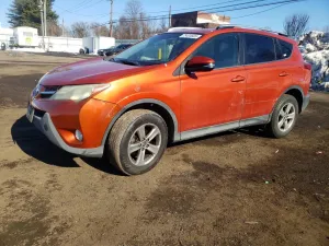 2015 TOYOTA RAV4