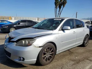 2004 MAZDA MAZDA3