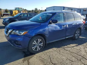 2017 NISSAN PATHFINDER