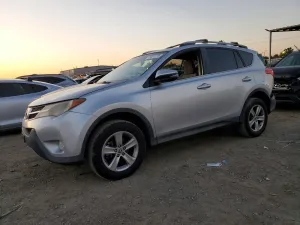 2015 TOYOTA RAV4