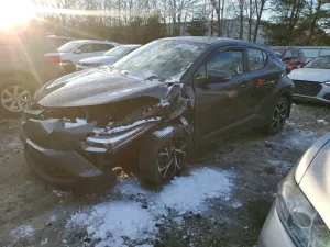 2018 TOYOTA C-HR XLE P