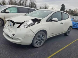 2016 NISSAN LEAF