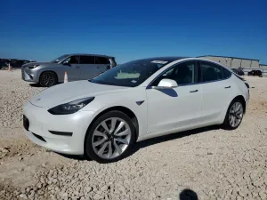2020 TESLA MODEL 3