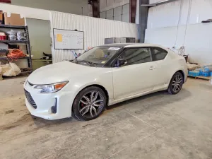 2016 TOYOTA SCION