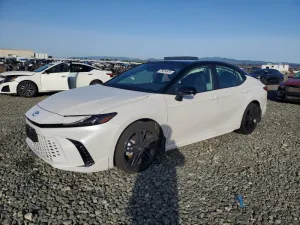 2026 TOYOTA CAMRY