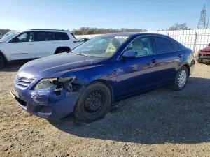 2011 TOYOTA CAMRY