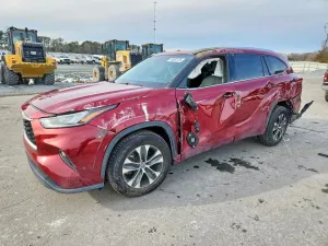 2020 TOYOTA HIGHLANDER