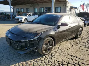 2022 HYUNDAI ELANTRA