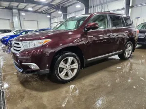 2011 TOYOTA HIGHLANDER