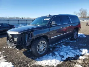 2017 CADILLAC ESCALADE