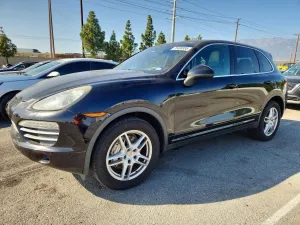 2011 PORSCHE CAYENNE