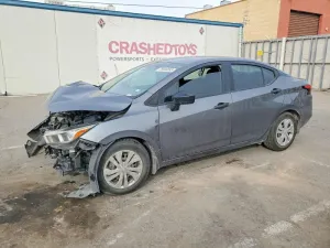2020 NISSAN VERSA