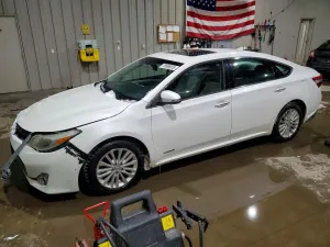 2015 TOYOTA AVALON