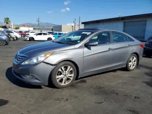 2013 HYUNDAI SONATA