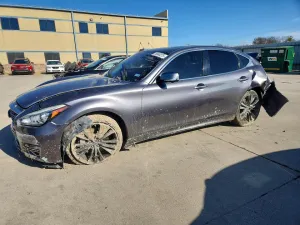 2016 INFINITI Q70