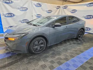 2024 TOYOTA PRIUS
