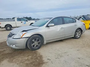 2010 NISSAN ALTIMA