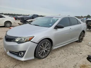 2013 TOYOTA CAMRY