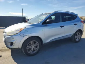 2010 HYUNDAI TUCSON