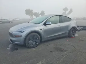 2026 TESLA MODEL Y