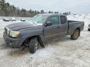 2011 TOYOTA TACOMA