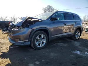 2015 TOYOTA HIGHLANDER