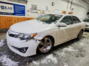 2014 TOYOTA CAMRY