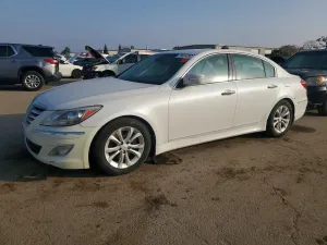 2013 HYUNDAI GENESIS