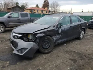 2014 TOYOTA CAMRY