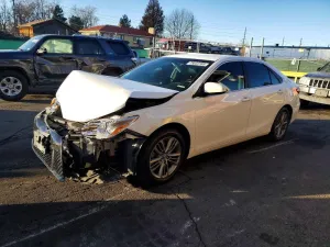 2015 TOYOTA CAMRY