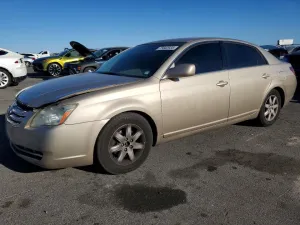 2005 TOYOTA AVALON