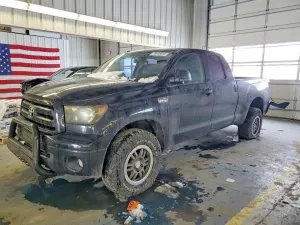 2010 TOYOTA TUNDRA