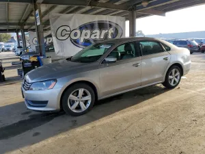2012 VOLKSWAGEN PASSAT