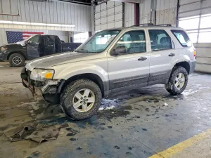 2005 FORD ESCAPE