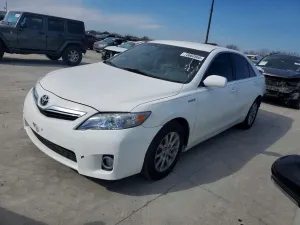 2011 TOYOTA CAMRY