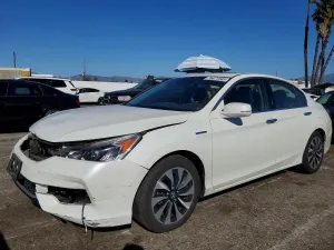 2017 HONDA ACCORD