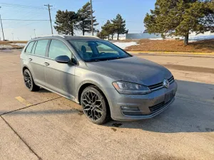 2015 VOLKSWAGEN GOLF
