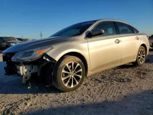 2018 TOYOTA AVALON