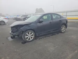 2011 MAZDA 3