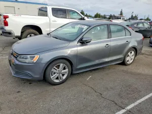 2013 VOLKSWAGEN JETTA