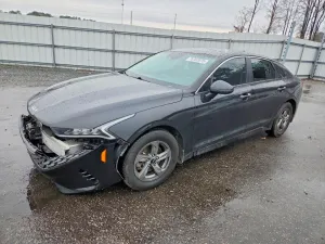 2022 KIA K5